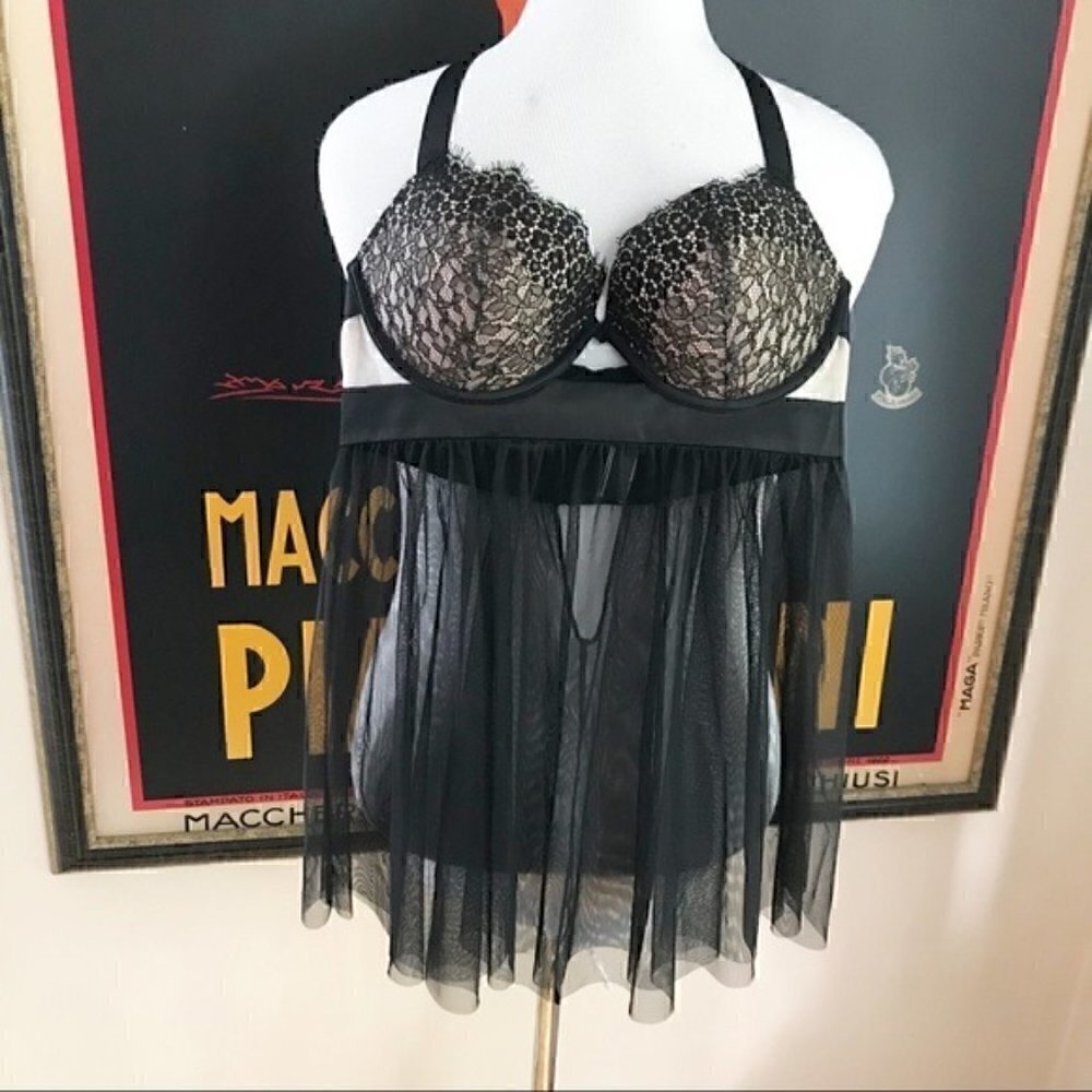 VS: VERY SEXY EYELASH LACE BABYDOLL Sheer Genius Flowy Dress/Chemise